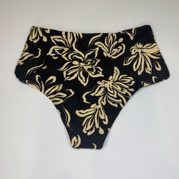 NWT L*Space High Tide Bikini Bottom XS Black Floral Retro High Waist - Picture 2 of 6